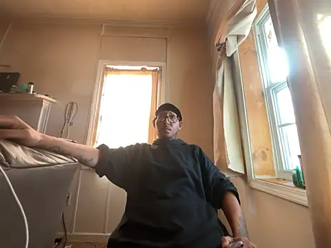 ThrowedWorldWide online show from December 19, 4:03 pm