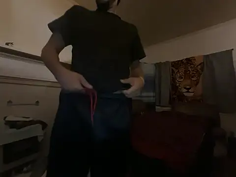 Snapshot of ThrowedWorldWide chatting on February 11, 7:13 am ThrowedWorldWide online show from February 11, 7:13 am