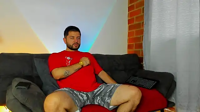 Snapshot of TomSloam chatting on October 22, 3:45 pm TomSloam online show from October 22, 3:45 pm