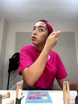 theladymonserrateshow online show from January 10, 12:07 pm