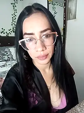 YaraDuartee online show from February 14, 1:46 am