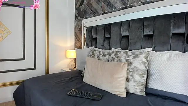 NaylaGrey online show from February 28, 11:44 am