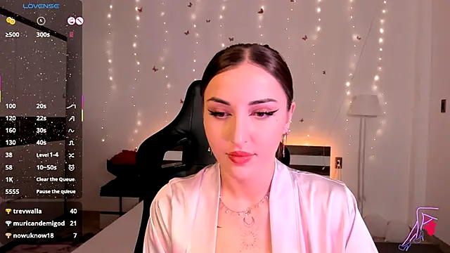 Snapshot of AmyVilvet_ chatting on November 9, 7:06 am AmyVilvet online show from November 9, 7:06 am