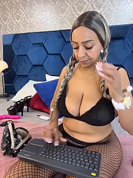 Angelina Roa online show from March 14, 1:38 pm