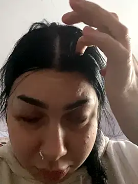 Snapshot of Romina6 chatting on December 16, 7:35 am Romina6 online show from December 16, 7:35 am