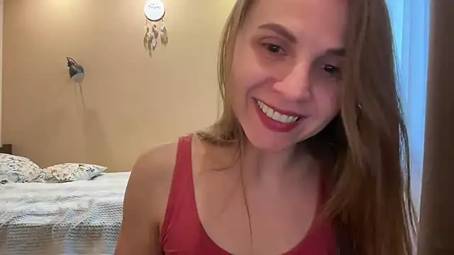 AnnieLove7722 online show from May 11, 5:21 pm