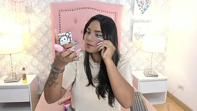 Snapshot of Aria_Star7 chatting on October 7, 7:33 pm Aria Star7 online show from October 7, 7:33 pm