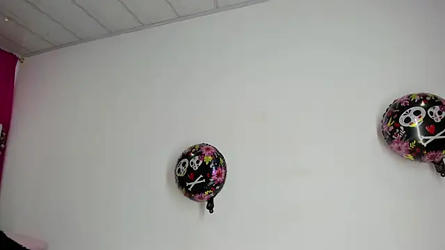 XaanderGrey online show from October 7, 7:00 pm