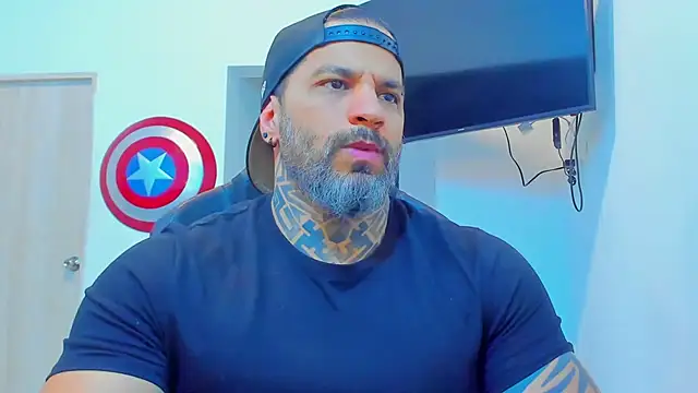 JoshRigby online show from December 14, 7:18 pm