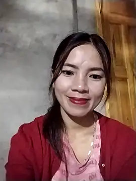 Snapshot of lmc-zz chatting on May 2, 12:37 am lmc-zz online show from May 2, 12:37 am