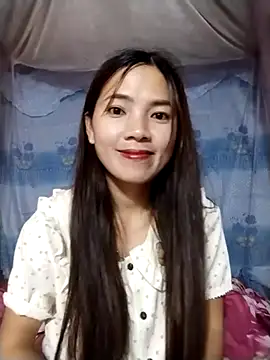 Snapshot of lmc-zz chatting on May 7, 1:27 pm lmc-zz online show from May 7, 1:27 pm