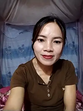 Snapshot of lmc-zz chatting on May 24, 1:38 pm lmc-zz online show from May 24, 1:38 pm