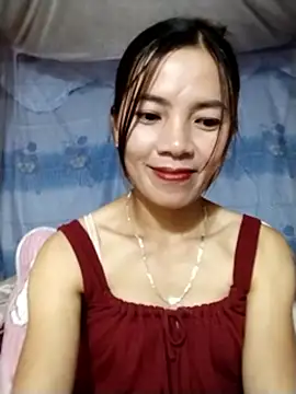 Snapshot of lmc-zz chatting on May 25, 1:50 pm lmc-zz online show from May 25, 1:50 pm