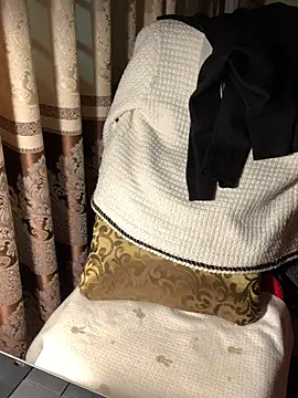 Snapshot of Lydia-a chatting on February 2, 3:44 pm Lydia-a online show from February 2, 3:44 pm