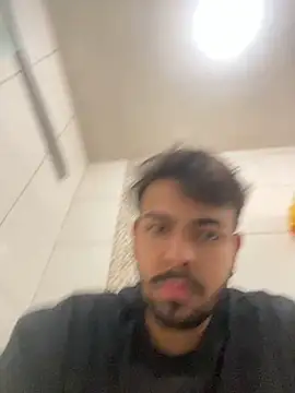 Snapshot of artzin2334 chatting on September 27, 4:45 pm artzin2334 online show from September 27, 4:45 pm