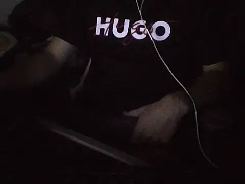 AlbertoRuiz086 online show from September 29, 6:29 am