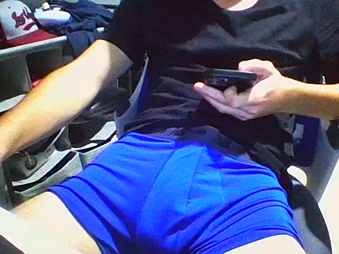 AlbertoRuiz086 online show from November 5, 6:24 am