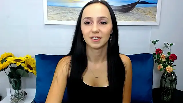 Snapshot of LuisaLive chatting on May 8, 6:19 am LuisaLive online show from May 8, 6:19 am