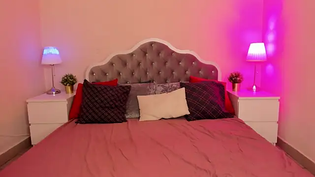 CamillaDreamer online show from September 30, 2:33 pm