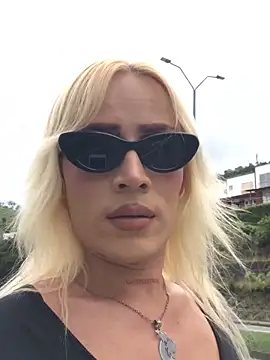 Snapshot of alexawinterrr chatting on October 11, 4:49 pm alexawinterrr online show from October 11, 4:49 pm