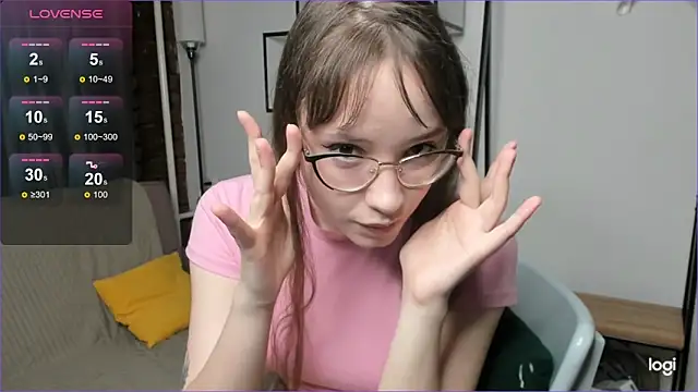 Snapshot of KinkySeraph chatting on October 6, 2:03 pm KinkySeraph online show from October 6, 2:03 pm