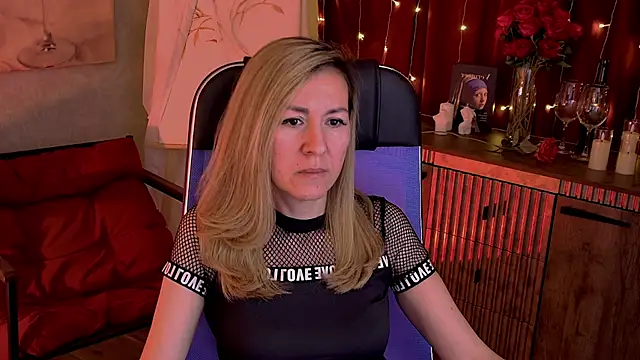 DonnaSmitth online show from April 15, 7:10 pm