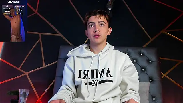 Lian Miller1  online show from December 1, 12:21 pm