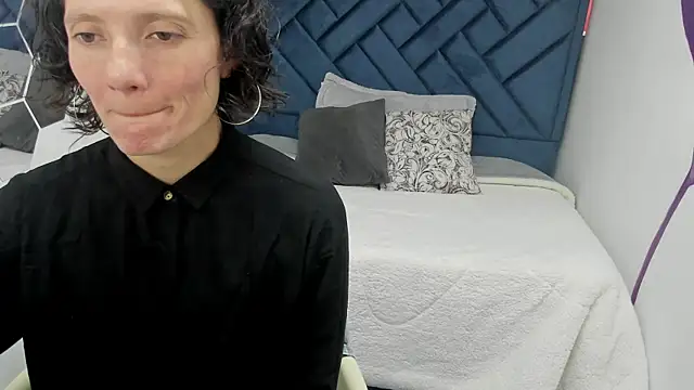 Valery More   online show from November 25, 12:27 pm