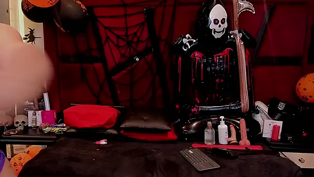 AmbarMonroe online show from November 2, 11:45 am