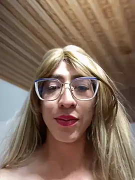 Snapshot of NICOLLE__12 chatting on December 15, 4:22 pm NICOLLE 12 online show from December 15, 4:22 pm