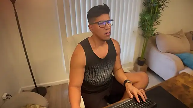 austinfxxx online show from October 9, 7:12 pm