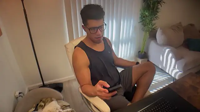 austinfxxx online show from October 17, 9:50 pm