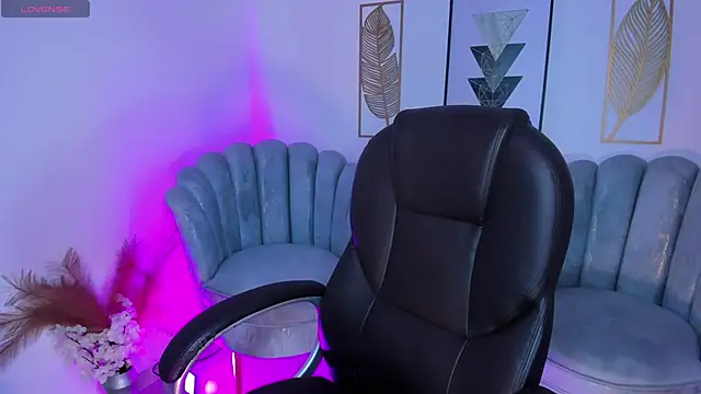 zharaa fox online show from March 3, 3:12 am