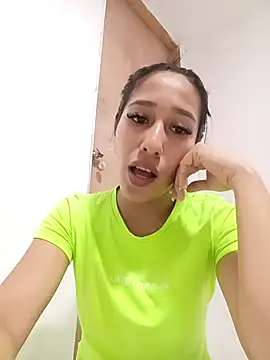 Snapshot of Amelia_Rivas chatting on December 17, 4:51 am Amelia Rivas online show from December 17, 4:51 am