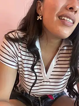 Snapshot of Amelia_Rivas chatting on June 3, 6:57 pm Amelia Rivas online show from June 3, 6:57 pm