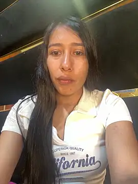 Snapshot of Amelia_Rivas chatting on June 5, 5:40 pm Amelia Rivas online show from June 5, 5:40 pm