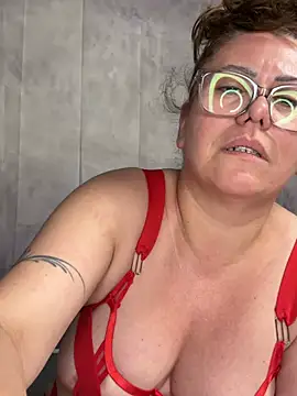 SaraNoir80 online show from July 5, 9:22 pm