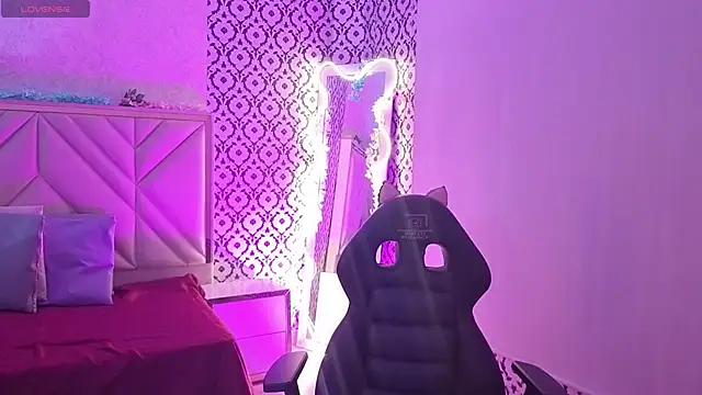 Ixchel tay online show from February 27, 3:17 am