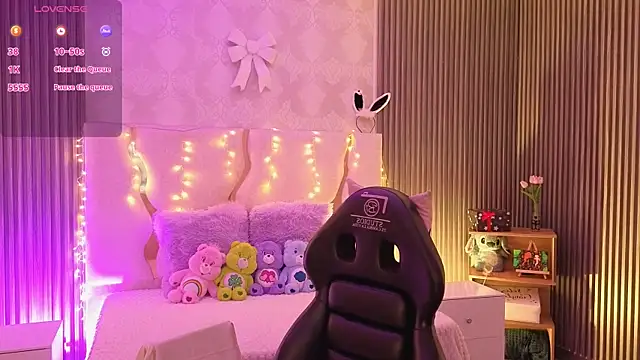 Ixchel tay online show from April 1, 3:40 am