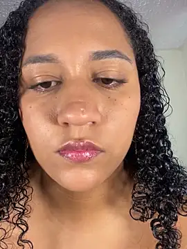 Snapshot of jesicamonroe44 chatting on October 23, 1:32 pm jesicamonroe44 online show from October 23, 1:32 pm