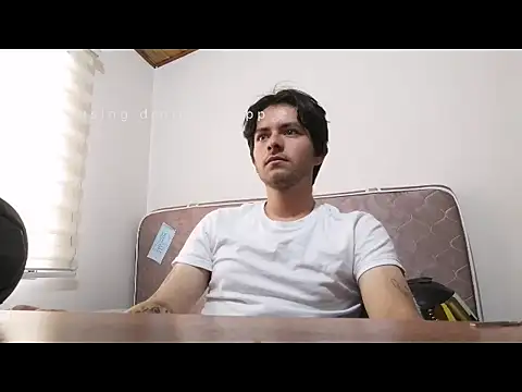 Snapshot of Kael_D chatting on October 12, 6:18 pm Kael D online show from October 12, 6:18 pm