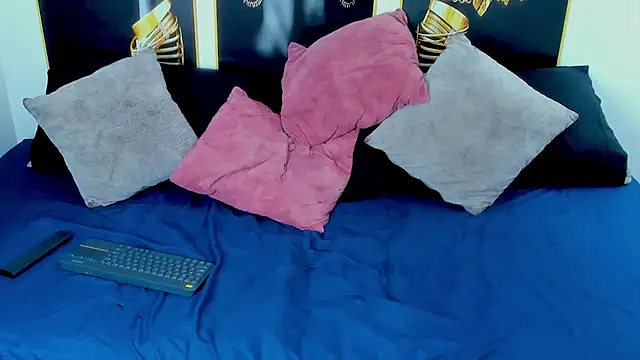 Snapshot of HotJake_hall chatting on October 14, 2:07 pm HotJake hall online show from October 14, 2:07 pm