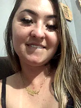 Snapshot of alegata27 chatting on October 28, 12:03 am alegata27 online show from October 28, 12:03 am