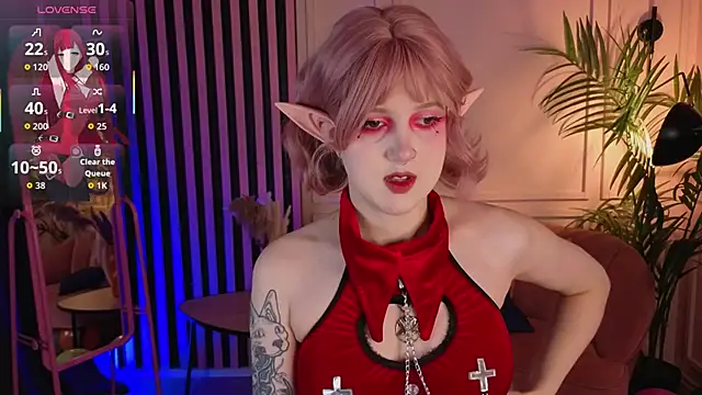 luna son online show from December 3, 6:10 am