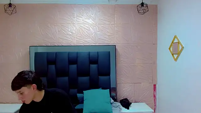 thaigo twink38 online show from February 12, 6:19 am