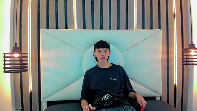 thaigo twink38 online show from April 23, 4:46 am