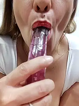 Snapshot of kata_77 chatting on September 30, 5:34 am kata 77 online show from September 30, 5:34 am