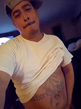 Snapshot of Nativeking32 chatting on September 27, 5:34 am Nativeking32 online show from September 27, 5:34 am