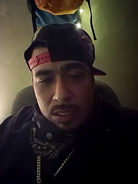 Snapshot of Nativeking32 chatting on October 8, 8:56 am Nativeking32 online show from October 8, 8:56 am