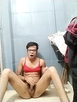 sexybobby13 online show from November 24, 9:42 am